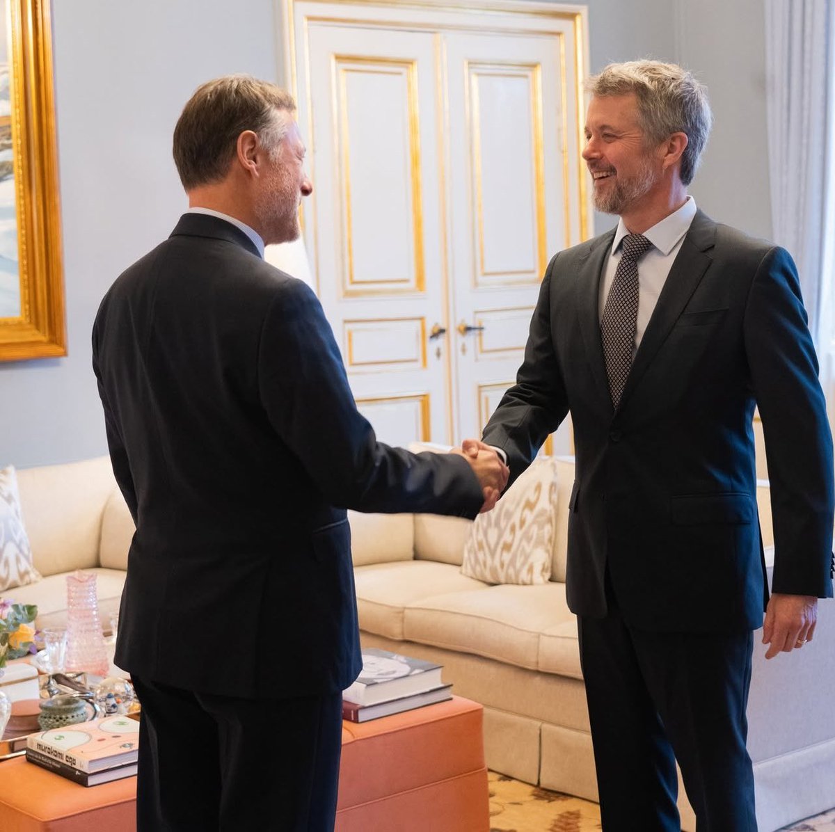 This week the Speaker of the 🇭🇷 Croatian Parliament (Sabor) Gordan #Jandrokovic visited Copenhagen. He had meetings with his counterpart 🇩🇰 in the Danish Parliament (Folketing) Søren Gade. The Speaker was also received by H.M. The King of Denmark <a href="/folketinget/">Folketinget</a> <a href="/DanishMFA/">Denmark MFA 🇩🇰</a> @MVEP_hr