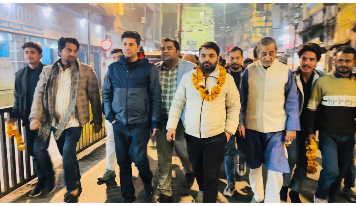 ParasShuklaIND's tweet photo. @IYC के प्रभारी @Allavaru जी और राष्ट्रीय अध्यक्ष @UdayBhanuIYC जी द्वारा चलाए जा रहे अभियान (चलो पंचायत चलो वार्ड) के मद्देनजर @IYC_UPWest के राष्ट्रीय महासचिव विनीत कंबोज जी और सह प्रभारी इक़बाल ग्रेवाल जी के साथ मुरादाबाद,रामपुर अमरोहा ज़िले की बैठक में रहा। https://t.co/EnFsE5B6ex