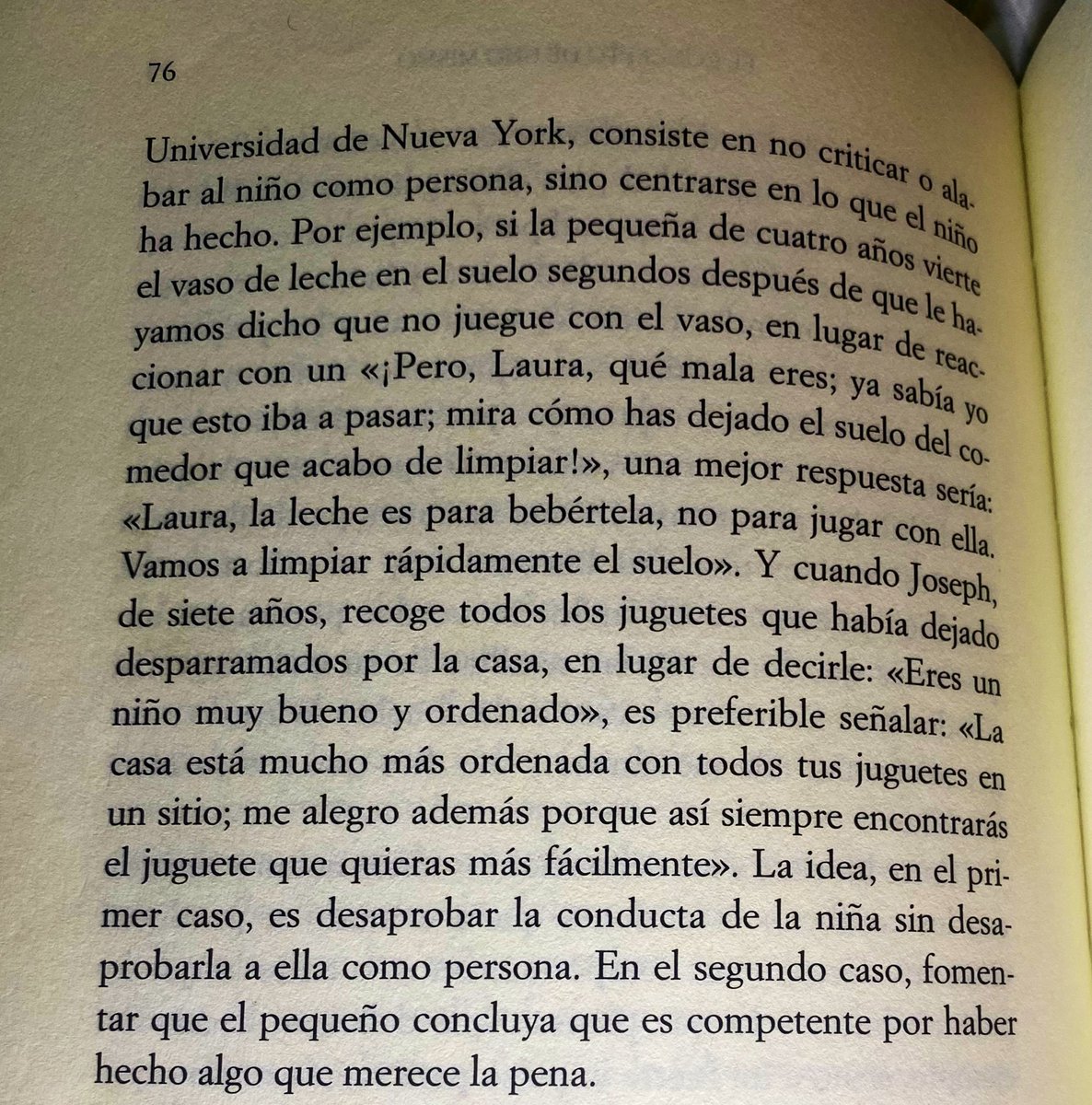 ETHANHOOK74's tweet photo. LA AUTOESTIMA (Luis Rojas Marcos) https://t.co/II8mwaa5Xz