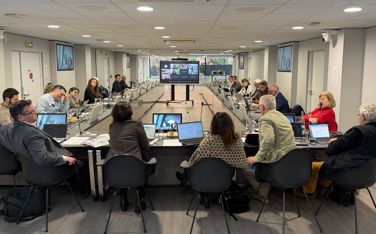 [Évolution de la kinésithérapie]

En ce début d'année 2025, les organisations de kinésithérapeutes poursuivent leurs travaux pour une meilleure reconnaissance de la profession.

👉 Étudiants, salariés, libéraux, sociétés savantes, déficients visuels, collège, universitaires &amp;