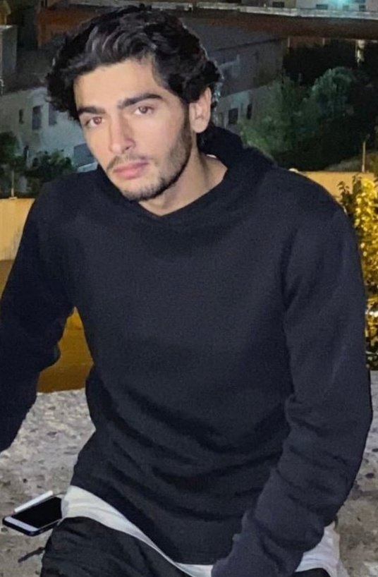 #بچه_های_اکباتان رو فراموش نکنید.
#میلاد_آرمون