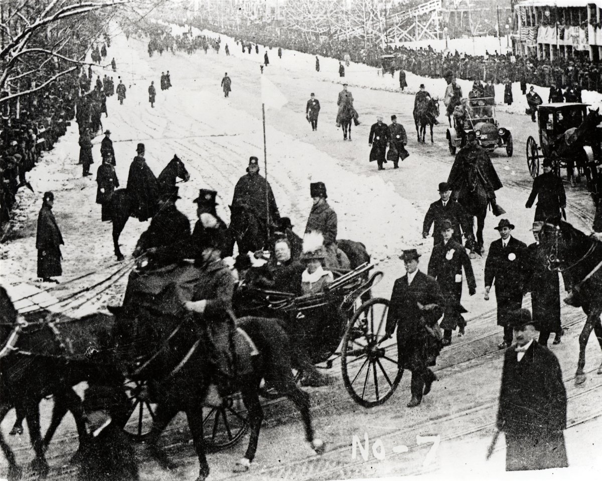 WhiteHouseHstry's tweet photo. Presidential Inaugurations used to be in March but DC weather wasn’t always better. Why the switch to January? Read up on evolving traditions in the latest @USATodayOpinion column by @WHhistoryPres: https://t.co/cc2UuSkOPl
📸: @librarycongress https://t.co/wAcqY6l09g