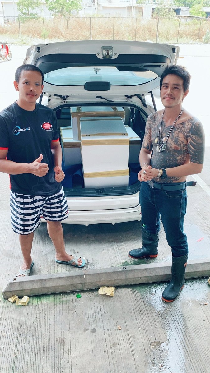 stri_ro's tweet photo. ผมคือพ่อค้า🥰 https://t.co/WIYFgSC5Ze