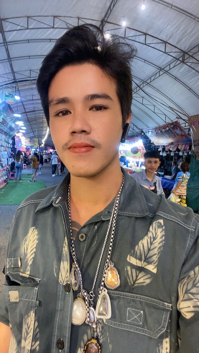 stri_ro's tweet photo. ผมคือพ่อค้า🥰 https://t.co/WIYFgSC5Ze