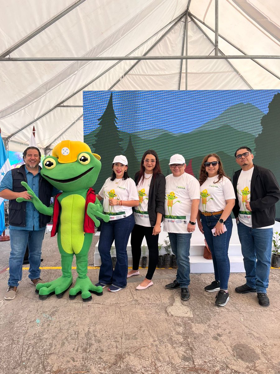 CarlosAcerta's tweet photo. Junto a @WWF_LAC e @ICFHonduras lanzamos la campaña de prevención de #IncendiosForestales #Honduras2025 diseñada por ACERTA. Orgullosos de ayudar en esta iniciativa para cuidar nuestros bosques y la salud de las personas. https://t.co/HuL3TSbdNG