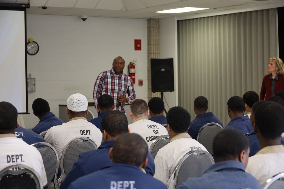 GA_Corrections's tweet image. @GA_Corrections appreciates @centralgatech for providing a peer mentoring program for juvenile offenders. This program is designed to inspire, motivate, and provide guidance through shared stories, experiences, and shared values by CGTC's college athletic staff.