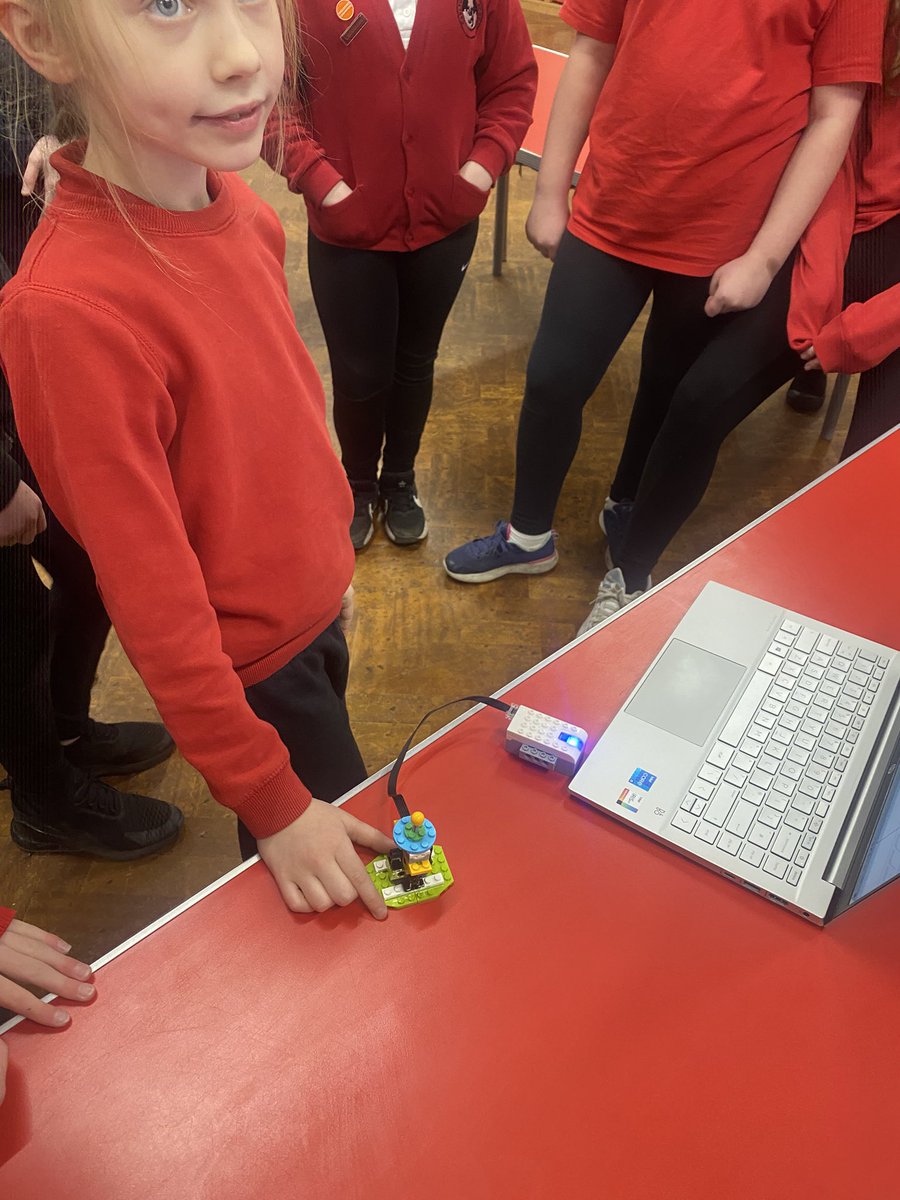 Carlton White Cliffs of Dover tweet media