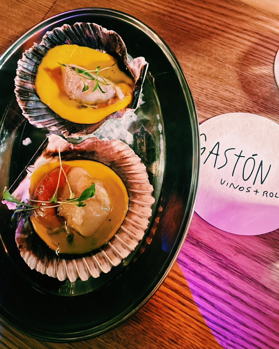 Castellywine's tweet photo. 🌈 Cata a ciegas en Gaston Wine Bar🌈
.
.
.
#gastonwinebar #masdoix #miguelangeldegregorio #canestruc #uvasfelices #leschampslibres #pepehidalgo #vilaviniteca https://t.co/ifzPz0rDI9
