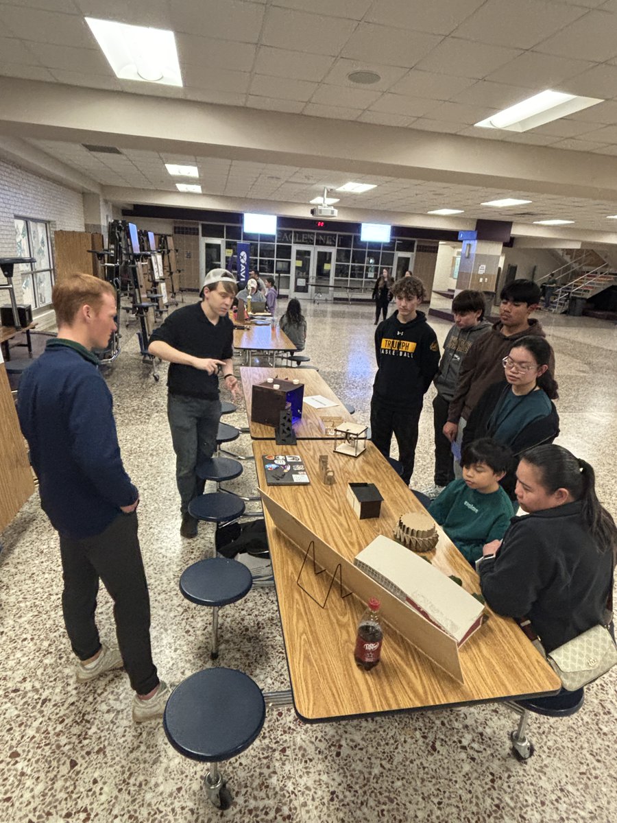 Laura Bellone Johnson tweet media