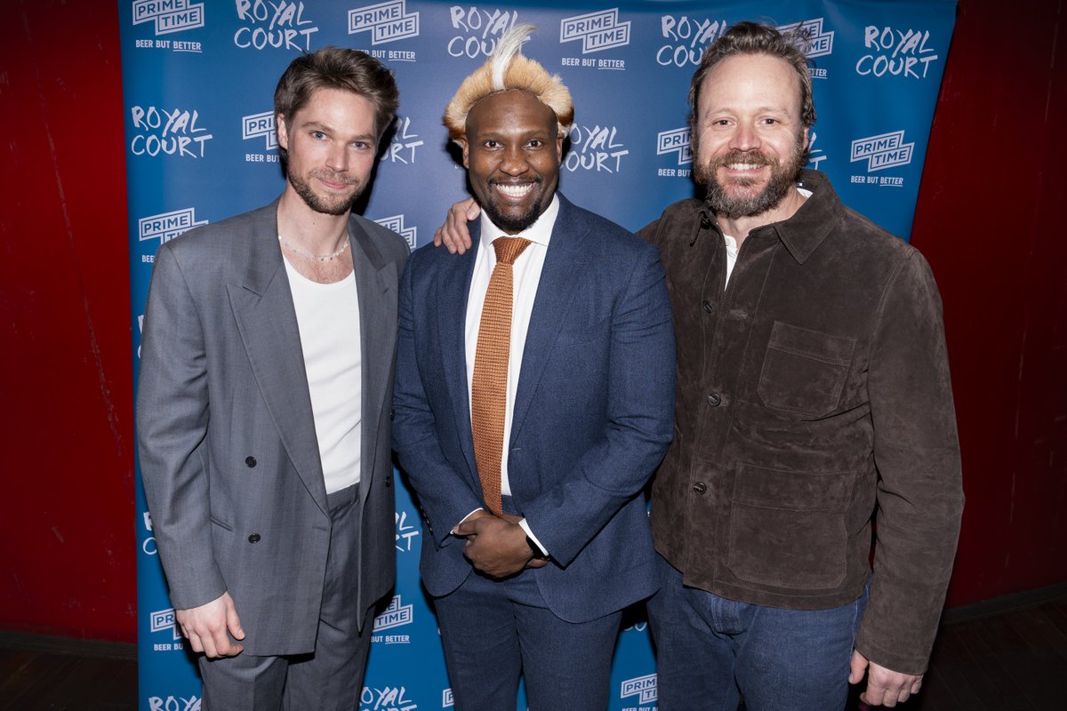 Amy Jephta's 'Superb social satire' (The Guardian) A Good House, is playing in the Jerwood Theatre Downstairs until 8 Feb.

Directed by award-winning Nancy Medina and co-produced with Bristol Old Vic.

🎟️ Tickets from £15: bit.ly/AGoodHouseRCT
 
📸 Felix Pilgrim