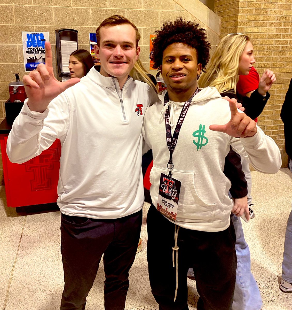 #TexasTech Jr Day Reactions❗️
2026 RB <a href="/MayorMorgan1/">⭐️Mayor Morgan⭐️</a>:
"I would say my favorite part was learning about their virtual reality system for their RBs; it was pretty cool and fascinating."

Story: 247sports.com/college/texas-… #GunsUp #WreckEm