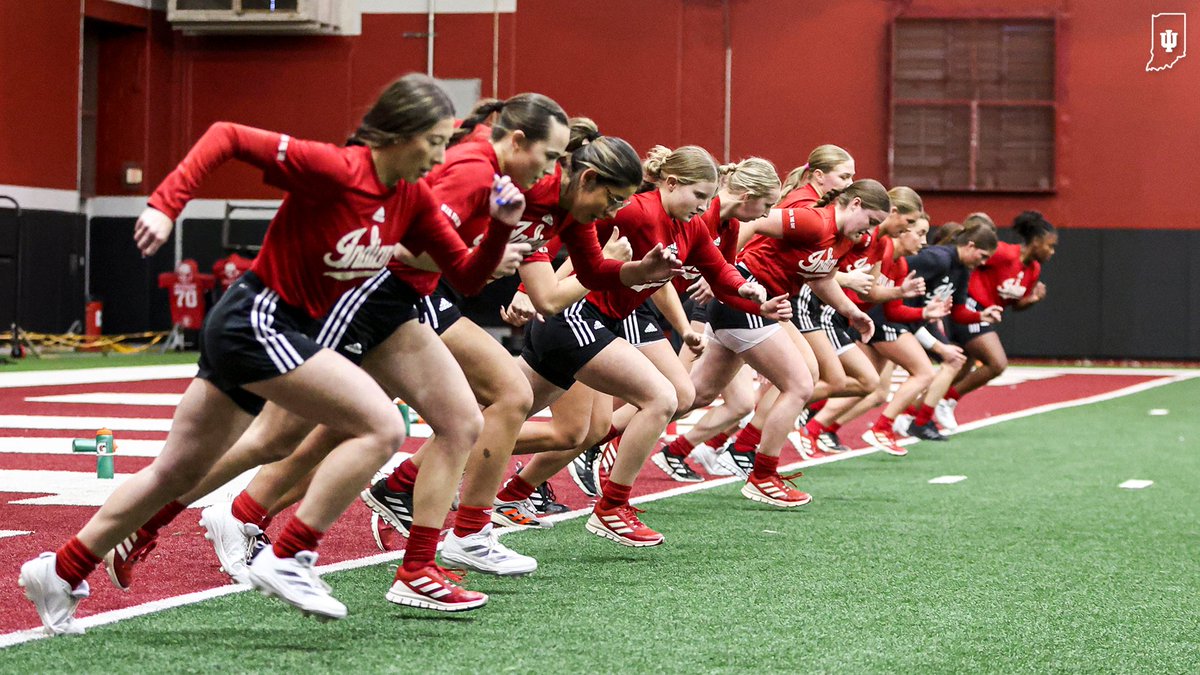 Preseason looks with #Team52. 👀