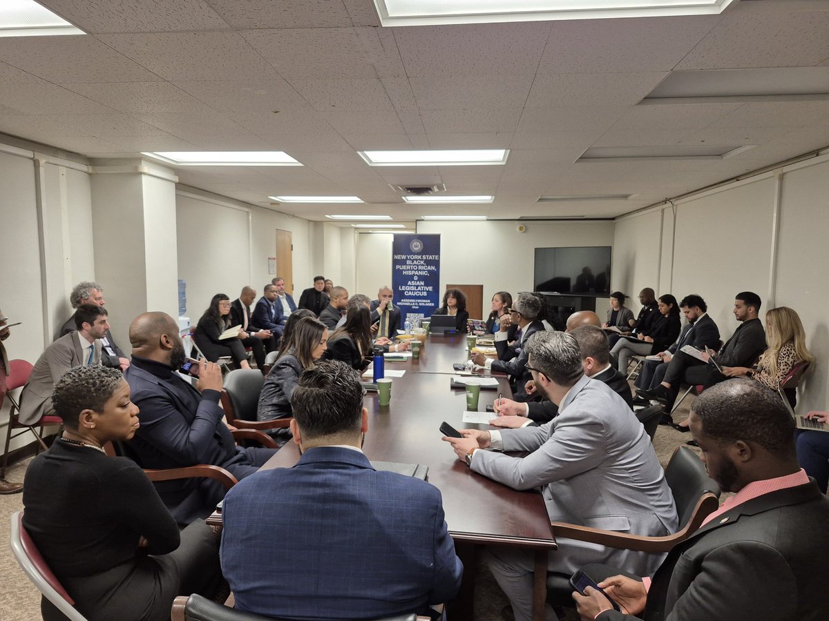 BPHACaucus's tweet photo. Caucus Members came together this morning for their weekly meeting to discuss a variety of topics such as the OCM, legislation surrounding the death of Robert Brooks &amp; implementation of Discovery Reform in New York State. https://t.co/ILRTsQkWvD