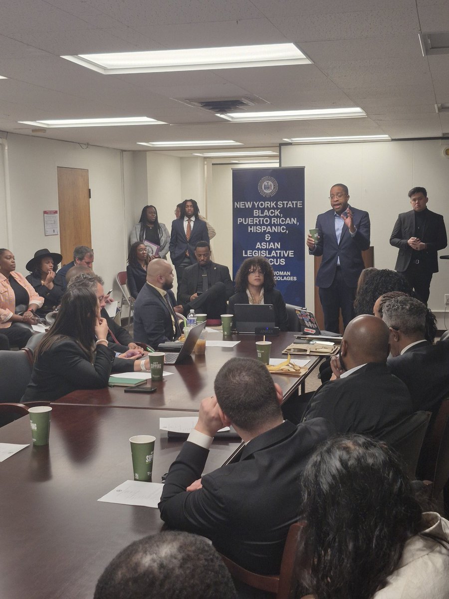 BPHACaucus's tweet photo. Caucus Members came together this morning for their weekly meeting to discuss a variety of topics such as the OCM, legislation surrounding the death of Robert Brooks &amp; implementation of Discovery Reform in New York State. https://t.co/ILRTsQkWvD