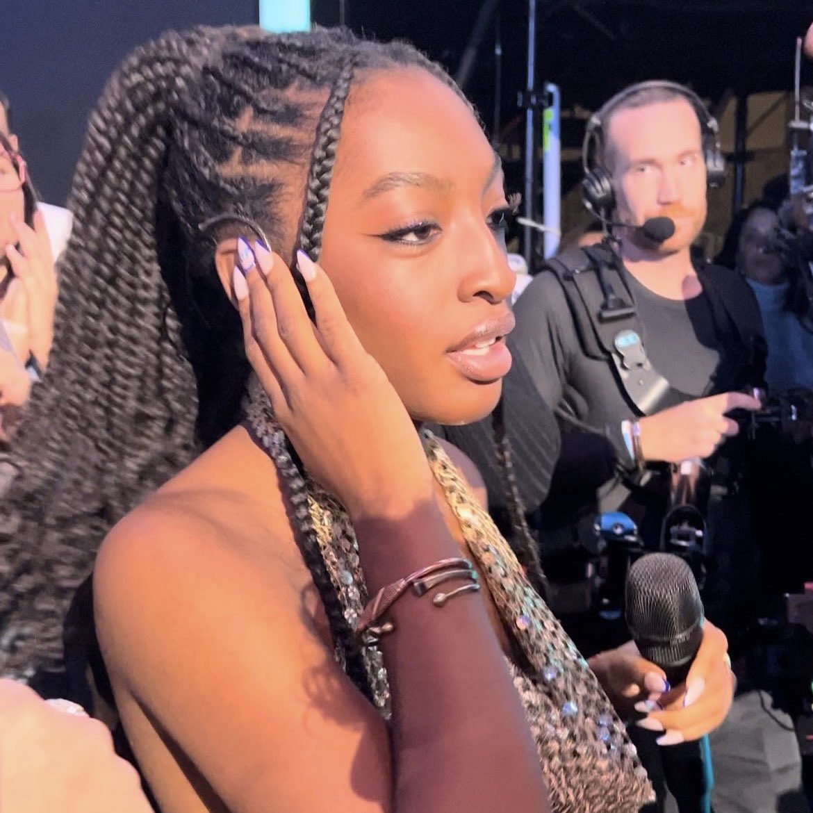 MΛKS 🐺 tweet media