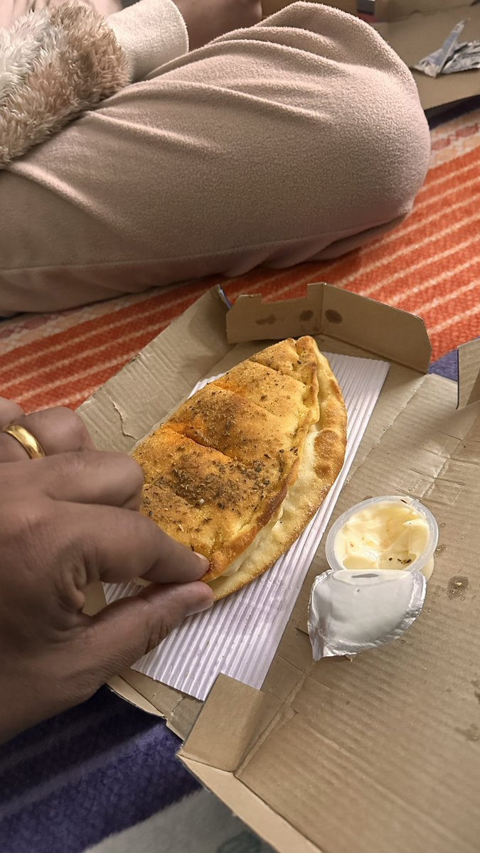 anktal's tweet photo. @dominos @dominos_india  delivery boy Suraj highly uneducated, highly unprofessional sector 7 dwarka delhi and manager JP on top of that. Wrong order delivered but refused to take back https://t.co/xOtsAY70Ua