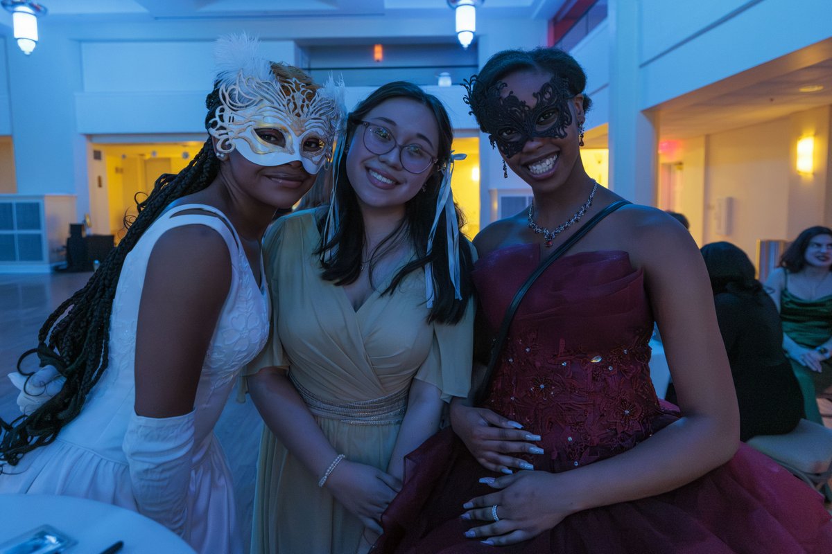 We dressed up, we danced, we had a (Masquerade) Ball. 💃