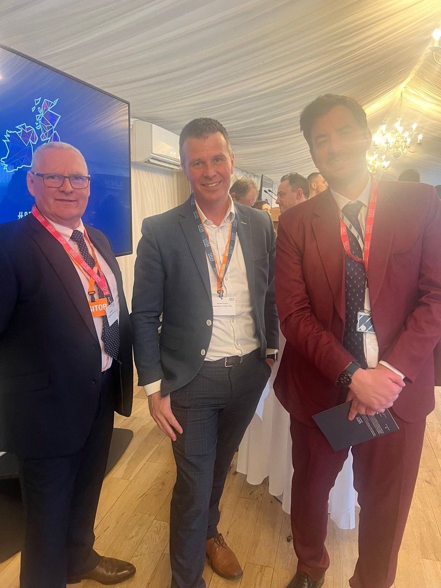UKHofficial's tweet photo. Great to being members from the Association of Indoor Play and @Jump_Xtreme together with member of the APPG for Hospitality and Tourism @mike_reader MP at today’s Parliamentary Reception.
#ServingBritain https://t.co/wTAOGpNheS