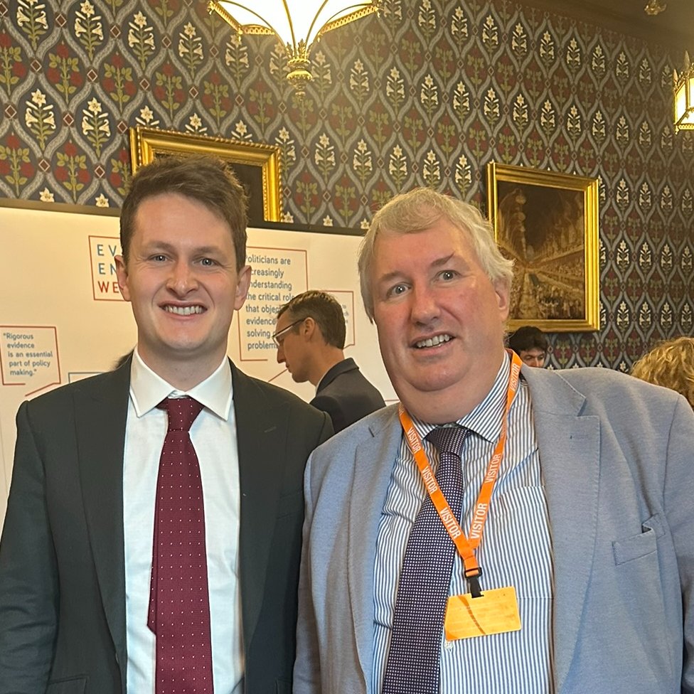 Cymru Wledig LPIP Rural Wales (@lpipcymruwledig) on Twitter photo Diolch i <a href="/LibDemDavid/">David Chadwick MP 🔶</a> am gwrdd â ni heddiw i drafod ein gwaith LPIP Cymru Wledig Cymru Wledig ac yn enwedig mudo ieuenctid gwledig. <a href="/senseaboutsci/">Sense about Science</a> #evidenceweek <a href="/LPIPHub/">LPIP Hub</a> Diolch i <a href="/LibDemDavid/">David Chadwick MP 🔶</a> am gwrdd â ni heddiw i drafod ein gwaith LPIP Cymru Wledig Cymru Wledig ac yn enwedig mudo ieuenctid gwledig. <a href="/senseaboutsci/">Sense about Science</a> #evidenceweek <a href="/LPIPHub/">LPIP Hub</a>