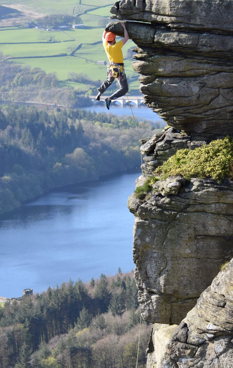 Gargoyle Flake, a Peak District ⭐️⭐️⭐️ classic.