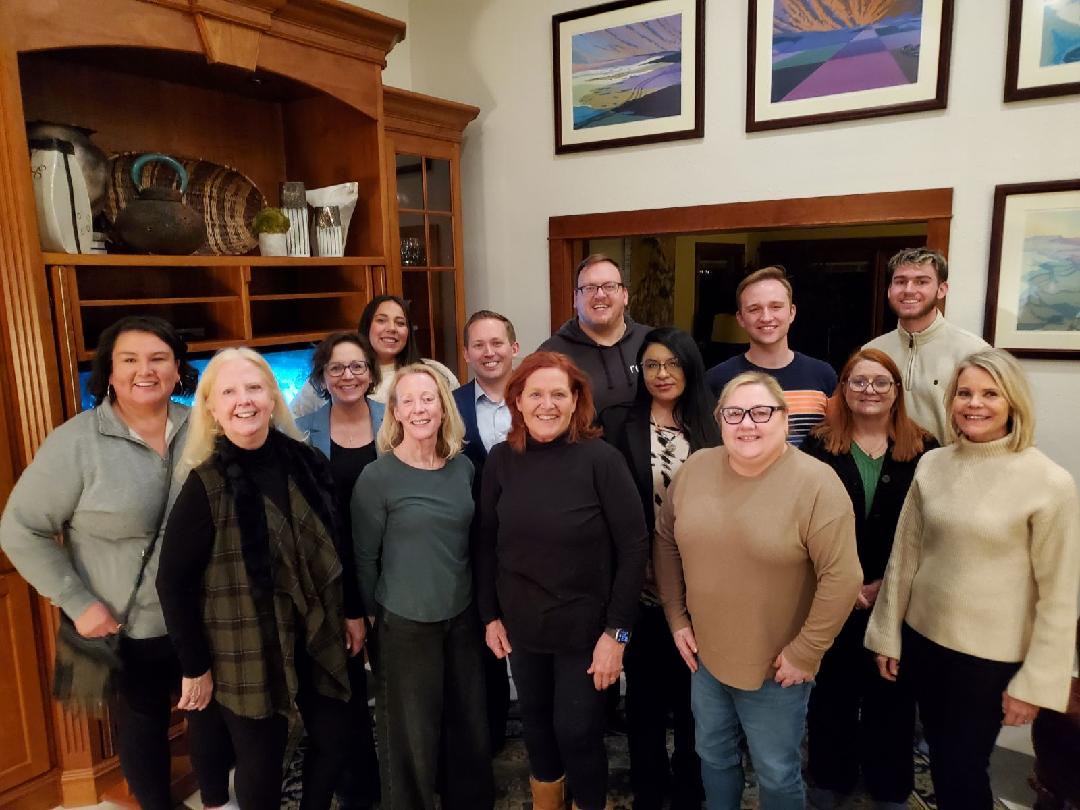 HeidiHeitkamp's tweet image. I had great dinner guests last night! A fun time with these dedicated @demnpl legislators and staff who are tireless in working to improve our state. So proud of each of them!