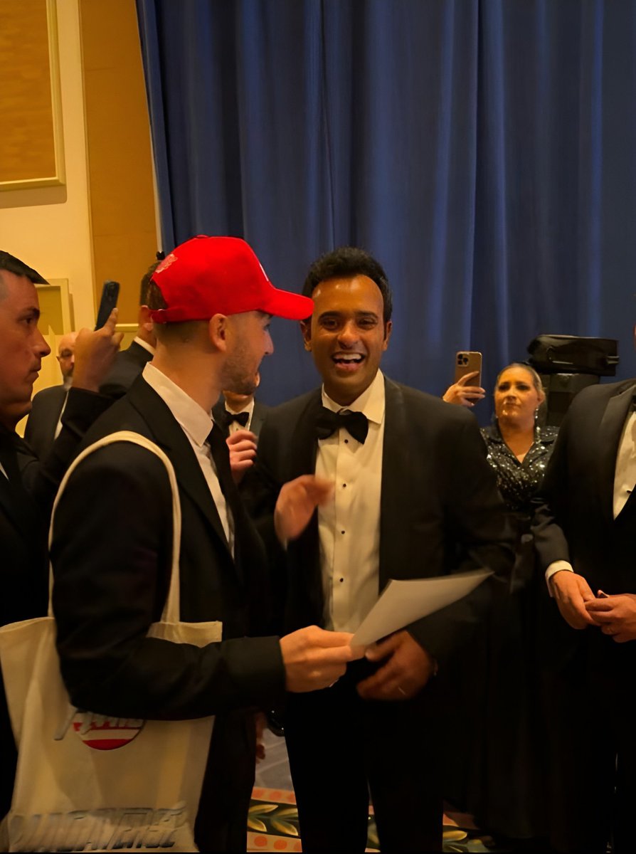 DogeAarmy's tweet photo. @DonaldJTrumpJr It was a great pleasure to meet you all during the inauguration ceremony! 

Fight On #MAGAVERSE 

#SAVEAMERICA #MAKEAMERICAGREATAGAIN 

@mvrs https://t.co/V1BnwBU0g9
