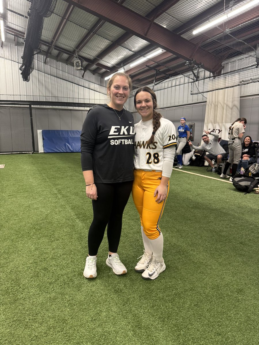 Had a great time this weekend with <a href="/EKU_Softball/">EKU Softball</a> at their skills camp!! Received great feedback and instruction from both the players and coaches!🤍 <a href="/mpaulick14/">Mollie Paulick</a> <a href="/zoeschafer1/">Zoe Schafer</a> <a href="/worthington_eku/">JaneWorthington</a>