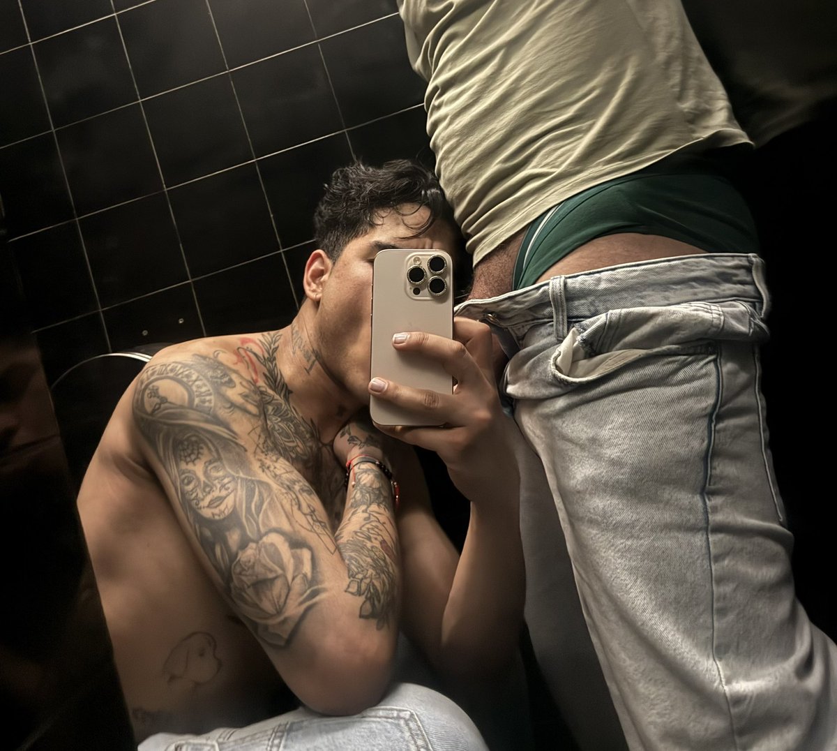 yosmurgo's tweet photo. El vídeo está🥵🤤

#onlyfans #madrid #modeloswebcam https://t.co/qaNnsdOJ7B