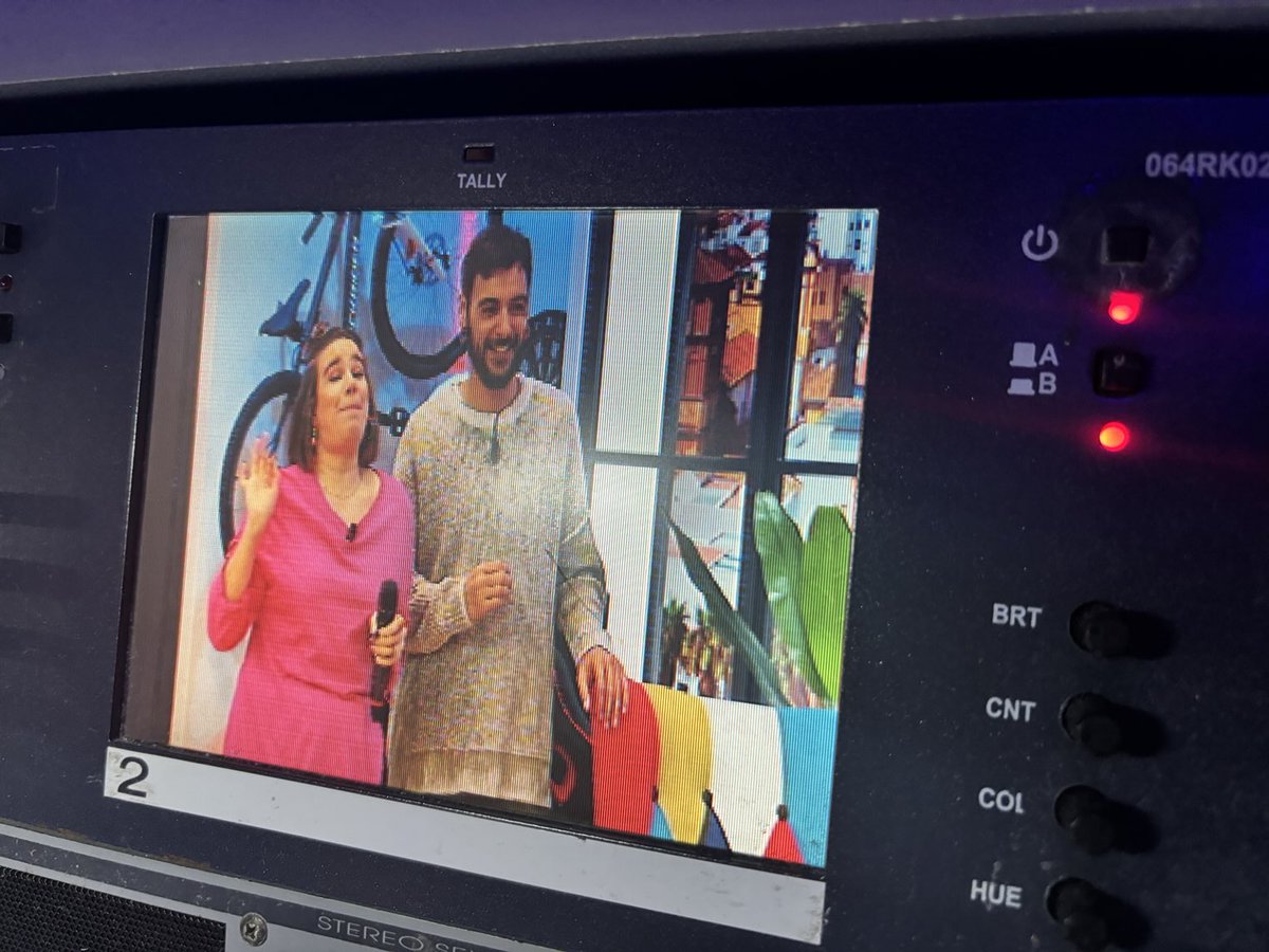 jllpaneque's tweet photo. Preparamos la broma telefónica en @EnREDa2CS con #Raule https://t.co/NSievf6wp7
