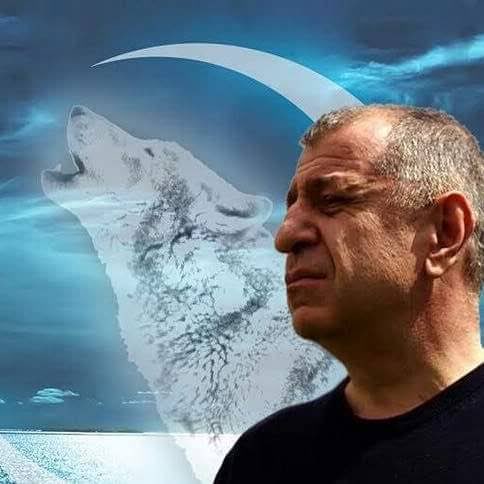 <a href="/umitozdag/">Ümit Özdağ</a> Teröristbaşı Öcalan’ı “umut” olarak gören zihniyet, Ümit Özdağ’ı “tehdit” olarak gördü. 

Tarih bugünü unutmaz…

#KahramanÖzdağ  🇹🇷♥️🐺