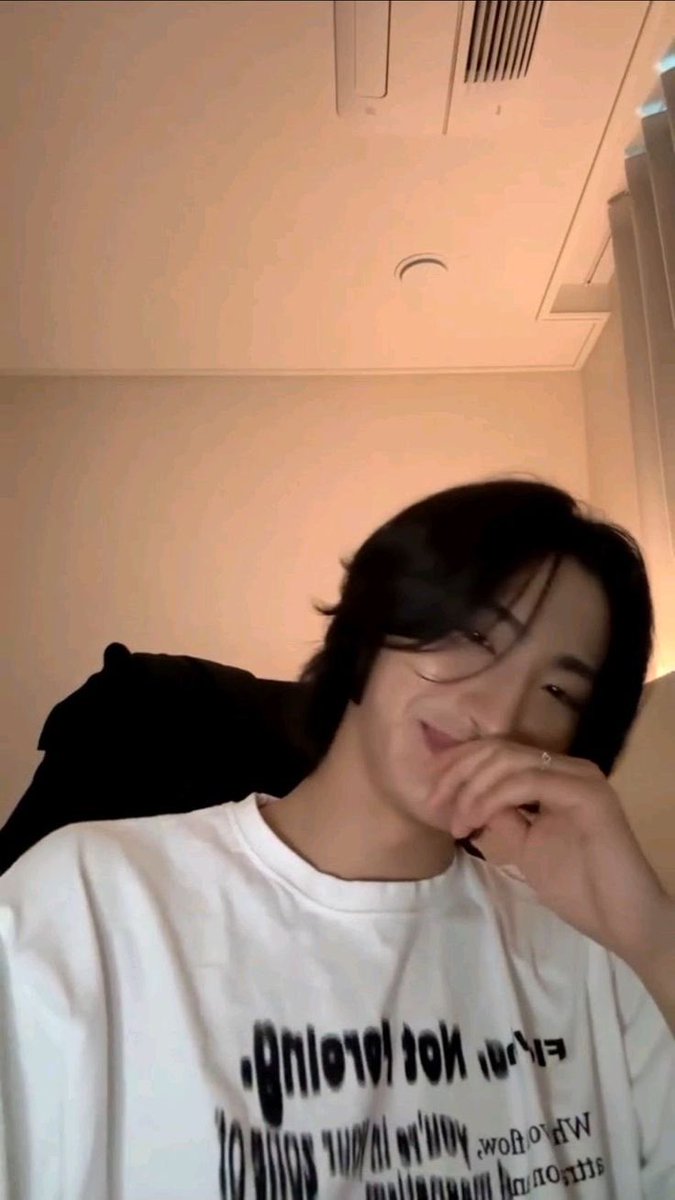 manateez ✨🎭 tweet media