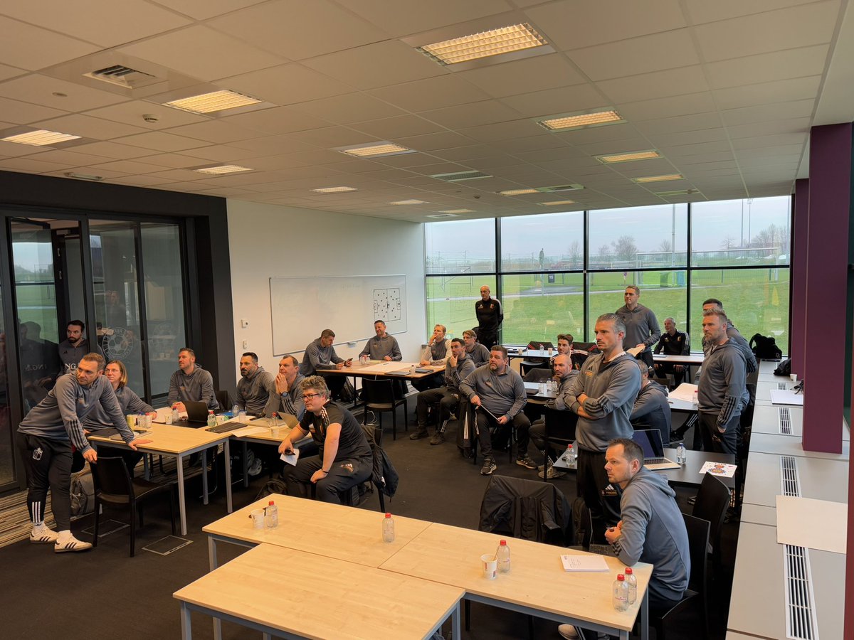 Frans Hoek. tweet media