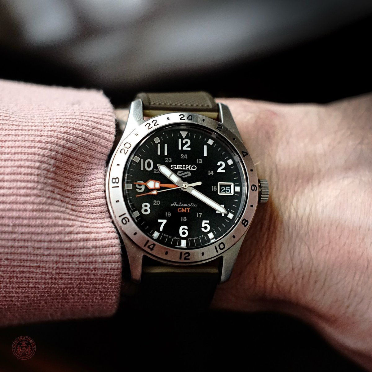 Sweat-proof and stylish! Our Elite Silicone bands keep up with your toughest workouts while keeping you looking sharp. 💪⌚ Photo: <a href="/westendchrono/">West End Chrono</a>

#bartonbands #bartonwatchbands #wristwatch #watchlovers #watches #watchcollector #instawatch #watchoftheday #watchnerd #watchmania