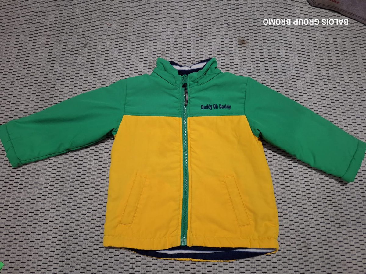 Rina2308's tweet photo. Persewaan jaket Bersih dan hangat di Dekat gunung Bromo .  
Tersedia berbagai ukuran , warna dan merk sesuai dengan kebutuhan anda saat berlibur ke bromo .   
info Pemesanan :  
 082 350 665 630 , 082 142 144 611  email : balqisgroup76@gmail.com   
#persewaanjaketbromo https://t.co/iKaayO5NlN