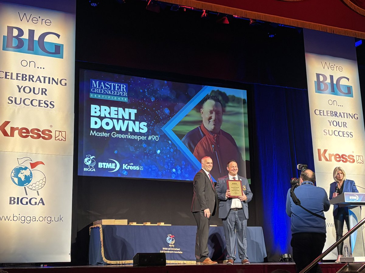 Em Casey tweet media