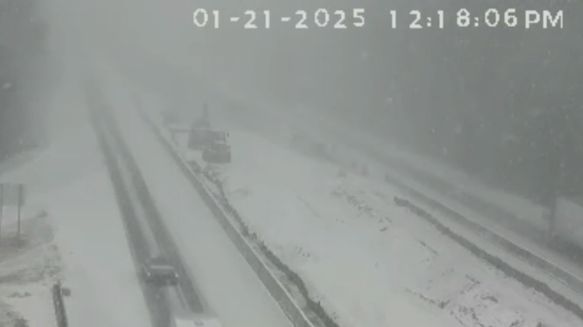LIVE: Snow falls in Florida bit.ly/3EeuLxP