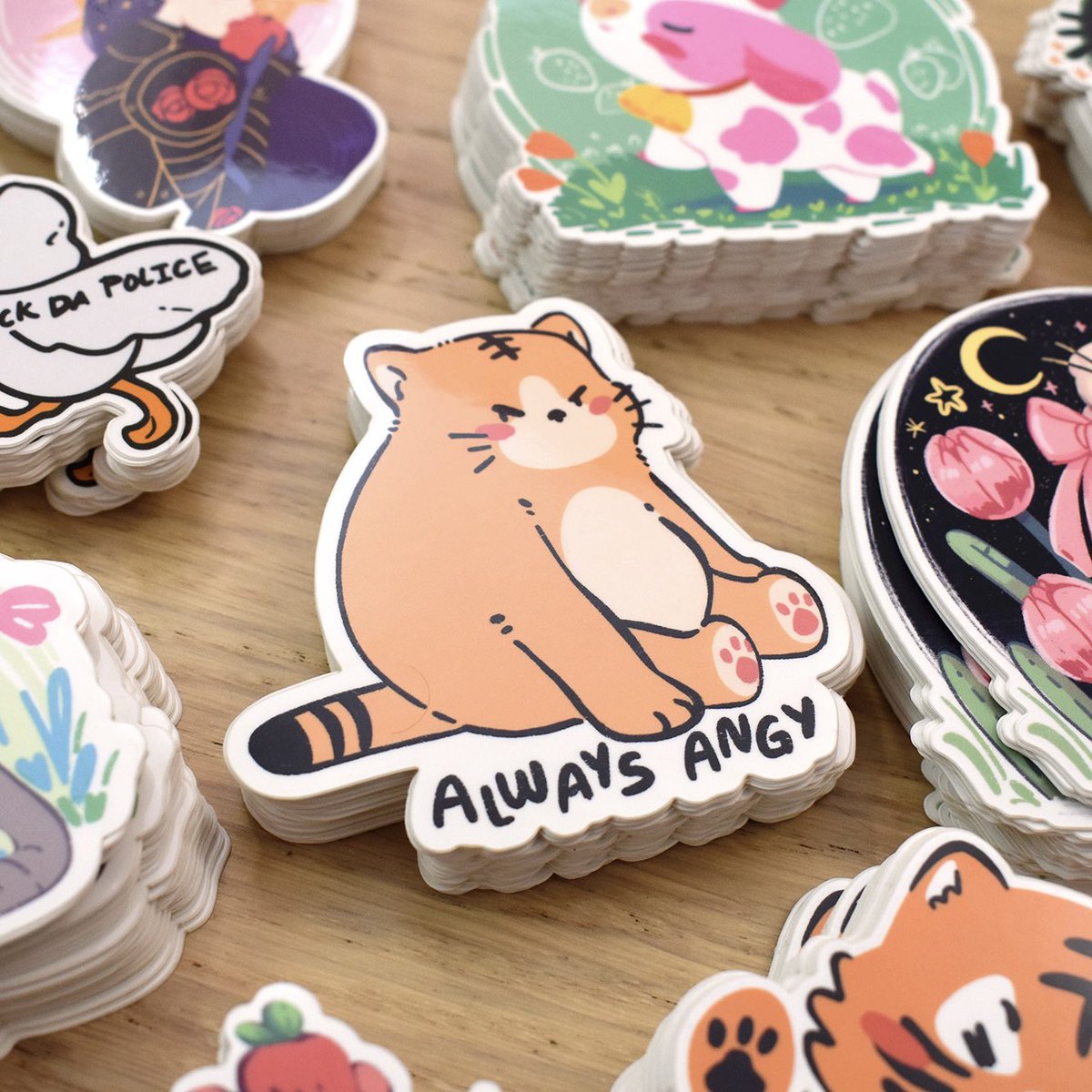 TheMoonborn's tweet image. I restocked my fave stickers 💞✨🫧