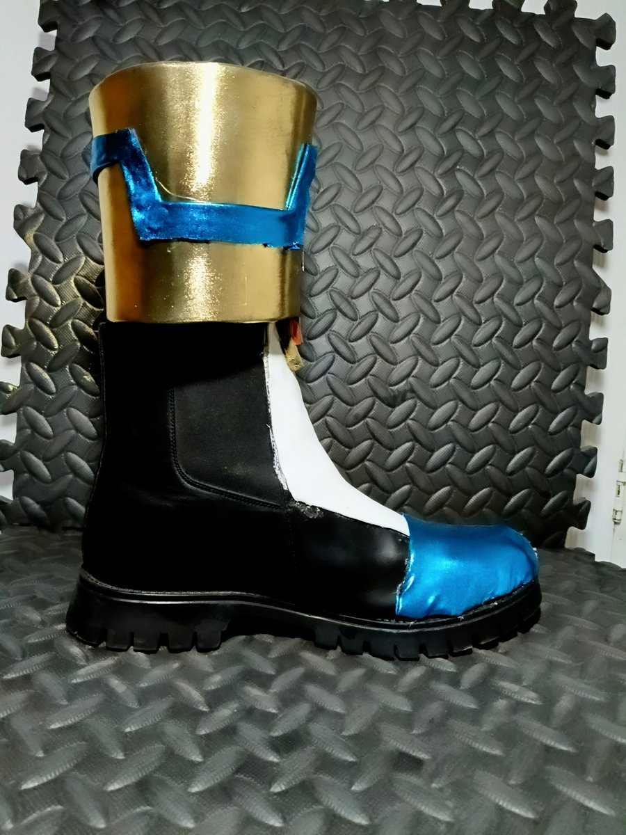 MACHAPEROW's tweet photo. Silver The Hedhehog Boots Cosplay 🦔🤍🩵
Would you like to see a tutorial on how I made them? Comment below!
#SonicTheHedgehog
#SilverTheHedgehog
#sega
#sonicmovie
#cosplay
#diy
#LFTAngelo https://t.co/xG6Dwm31q8