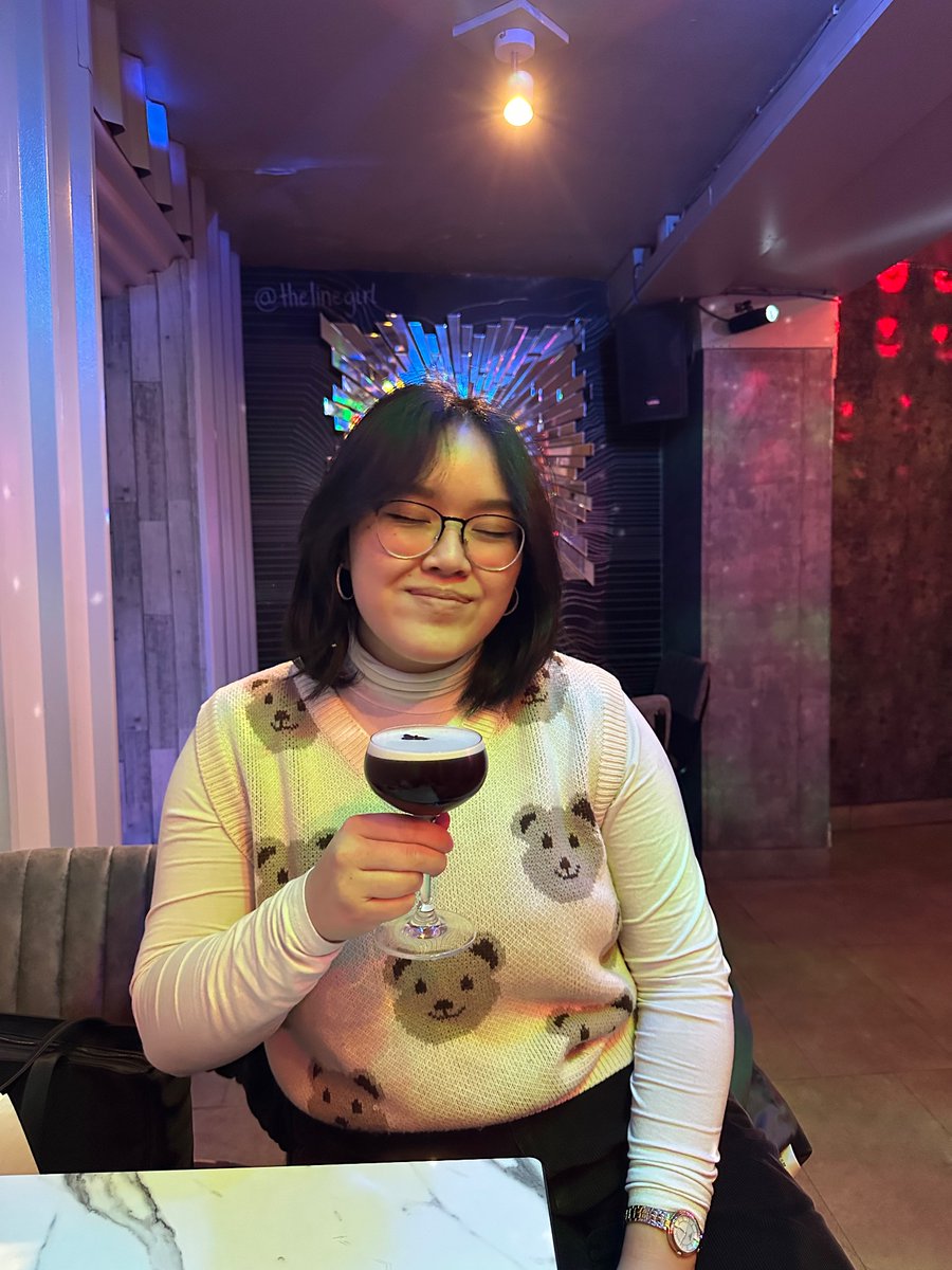 Lesbian bar at 6:30 and a musical at 7 😭