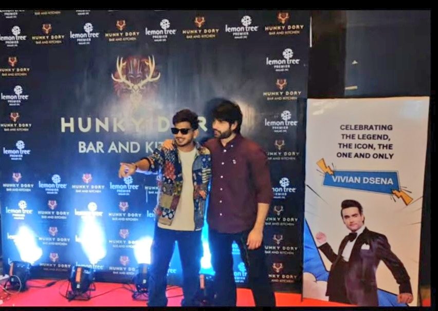 Mr.haider (@mohdjawadhaider) on Twitter photo Munawar in Vivian's party β¨
<a href="/munawar0018/">munawar faruqui</a> <a href="/VivianDsena01/">Vivian Dsena</a>
#MunawarFaruqui #VivianDsena Munawar in Vivian's party β¨
<a href="/munawar0018/">munawar faruqui</a> <a href="/VivianDsena01/">Vivian Dsena</a>
#MunawarFaruqui #VivianDsena