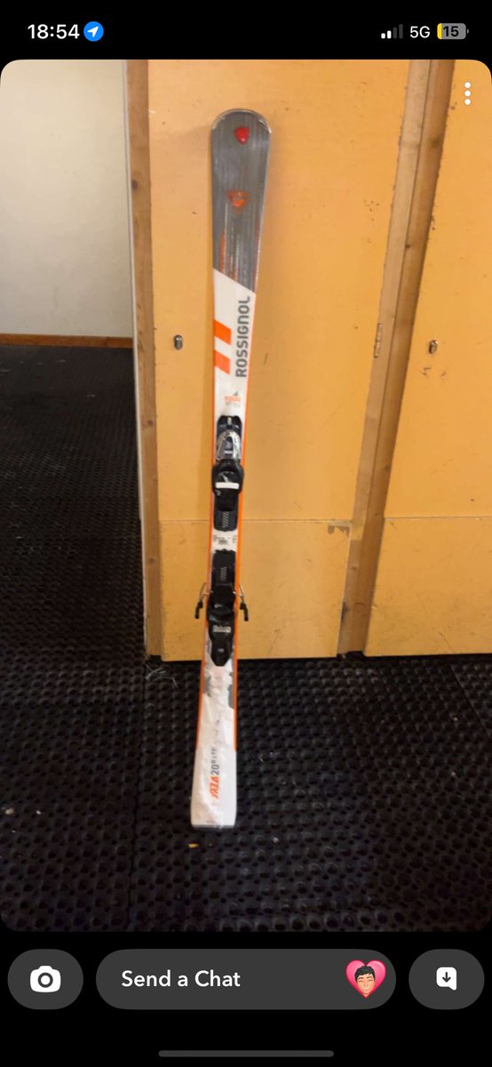 Seem to have misplaced my skiis at 360 bar val Thorens. <a href="/valthorens_ski/">Val Thorens</a> <a href="/Vikkstar123/">Vikkstar ★</a> <a href="/360bar/">360-Bar Val Thorens</a>. Any RTs appreciated