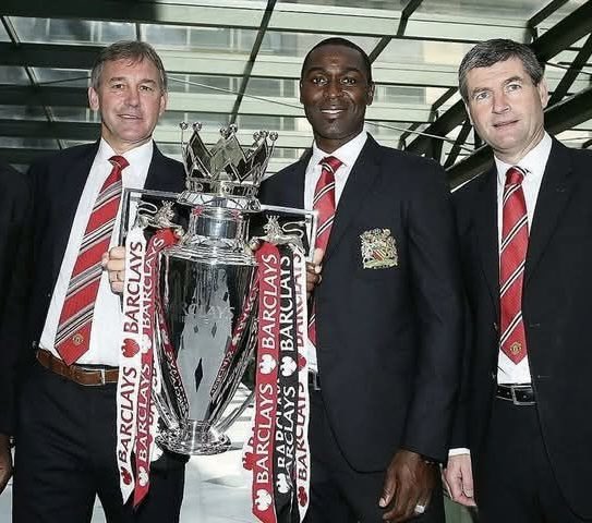 JohnGubba's tweet image. Manchester United have told club ambassadors, inc legendary captain Bryan Robson, Denis Irwin and Andy Cole that they will have their salaries slashed.

Jim Ratcliffe hides behind PSR. But that’s just an excuse.  He’s ripping the soul out of Manchester United Football Club.