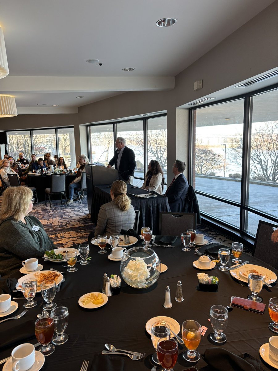 arksae1's tweet photo. We appreciate Reps. Ashley Hudson and Carlton Wing joining us at our January luncheon to provide an overview of the Arkansas General Assembly, moderated by JD Harper. Thank you to meeting sponsor @LittleRockCVB and host @MarriottLtlRock. https://t.co/1fs0qvh1CA