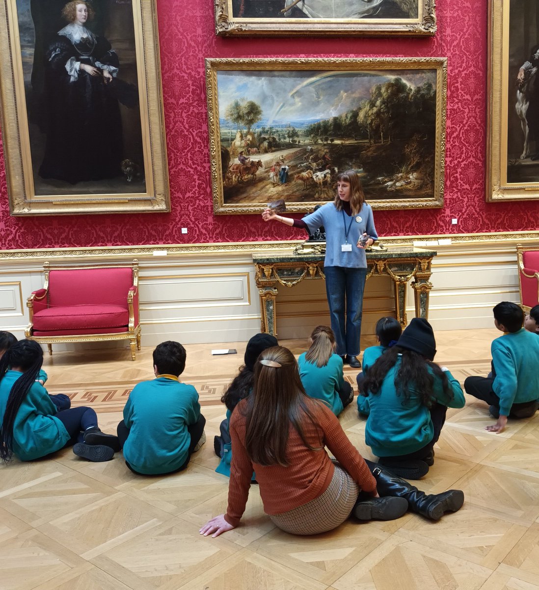 Museum Ambassadors with All Souls CofE Primary School is off to a fantastic start this term!  Pupils are getting inspiration from our paintings for their postcard design.