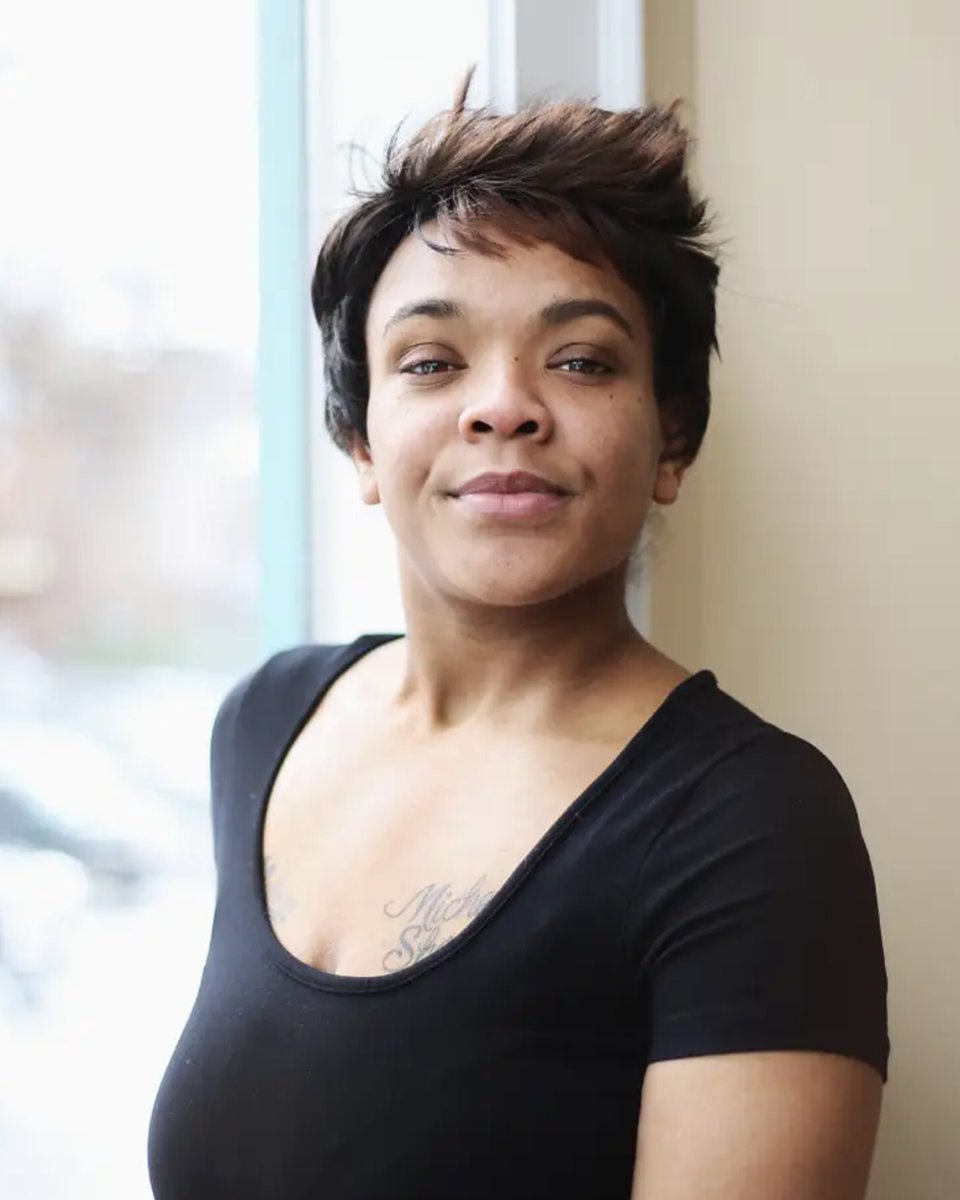 collectiveofcws's tweet photo. We dedicate our first post of 2025 to honor Alicia Brooks, a compassionate advocate for children and youth impacted by the family policing system. Alicia’s life was tragically cut short in December 2024, a loss that reflects challenges faced by many women and femme folks. https://t.co/P4yyY888IW