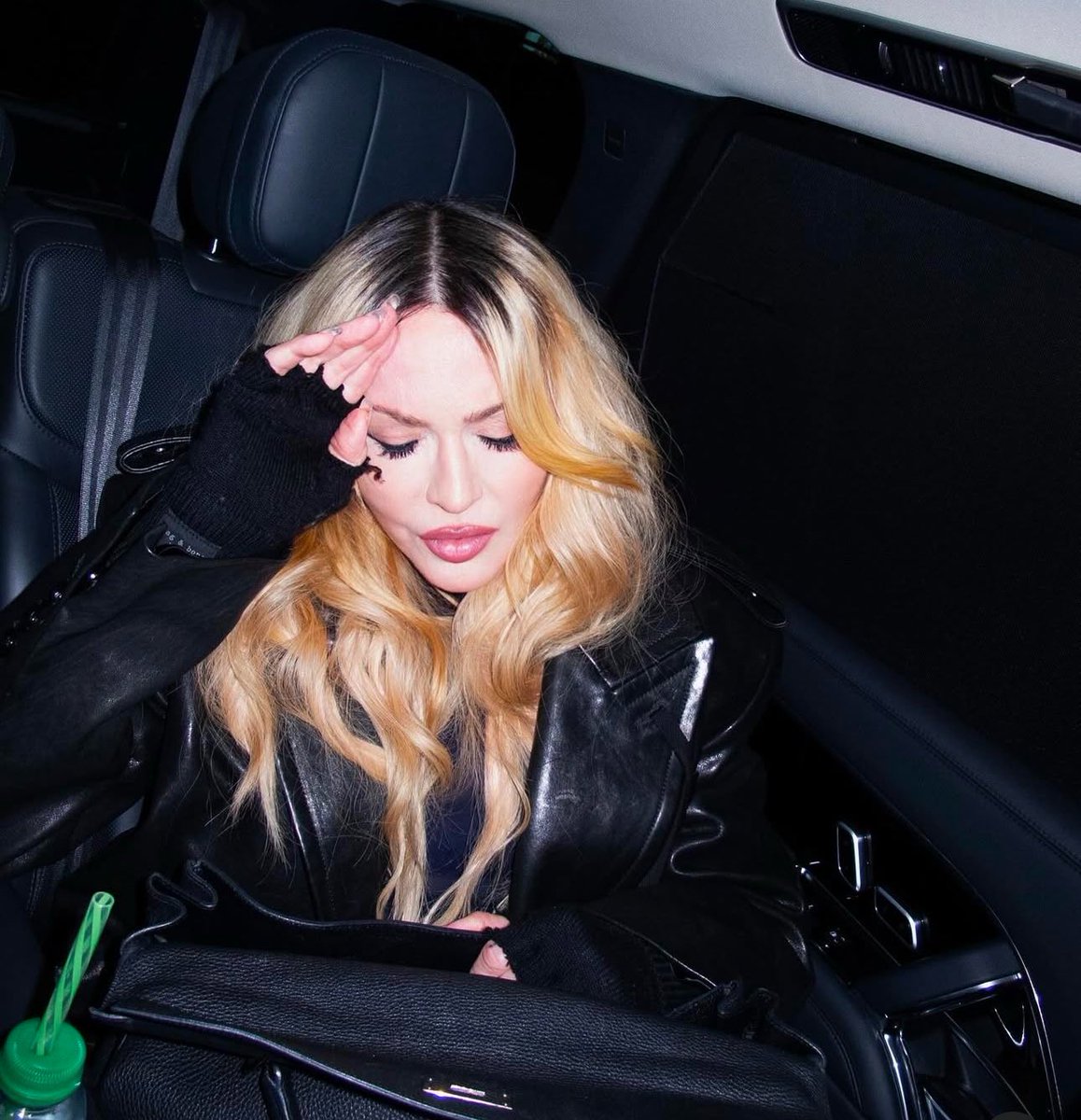 PopTingz's tweet photo. Madonna stuns in new photos. https://t.co/6fgTDouEvN