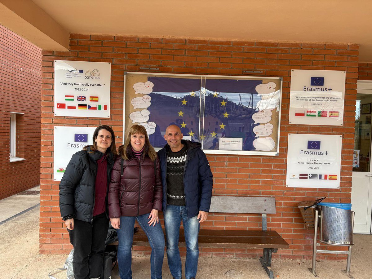 eAbelFerrater's tweet photo. Ahir tres docents del centre van visitar l'escola Sta Marina de Pratdip, un referent en Erasmus.
Esperem implementar aquestes iniciatives a l'Abel Ferrater i treballar en projectes internacionals d'aprenentatge de llengua anglesa, autonomia personal, emprenedoria i expressió oral https://t.co/8tc9gO1gpg