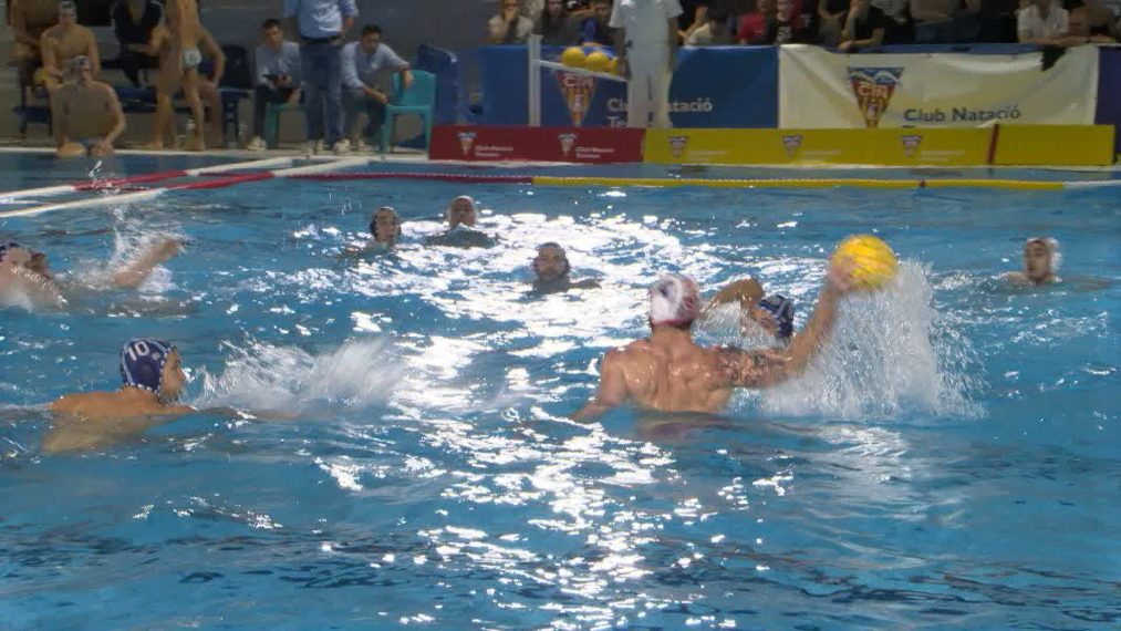 🤽‍♂️| El <a href="/wpterrassa/">CN Terrassa WP</a> reacciona a temps contra <a href="/CNBARCELONA/">CNBARCELONA</a> i estrena el 2025 amb una important victòria (14 a 13)

🎦Crònica i declaracions de <a href="/DidacCobacho/">Dídac Cobacho</a> i <a href="/RicardAlarcon/">Ricard AT</a> a terrassadigital.cat/el-cn-terrassa… #Terrassa #esportstrs