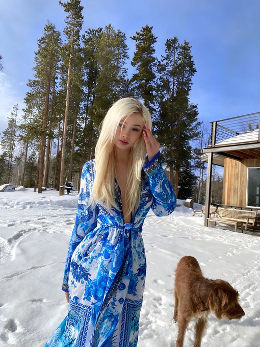 1 pic. Winter park, Co ? https://t.co/YbaLnV01o5