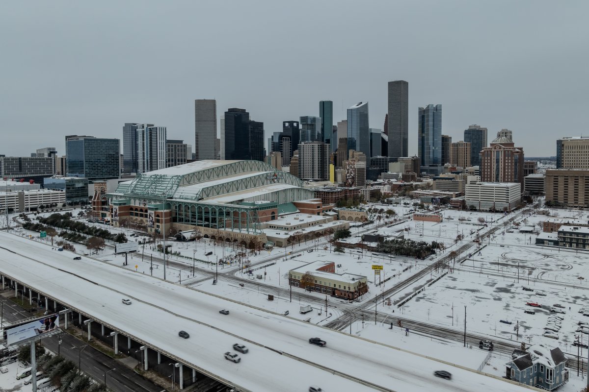 JayMarroquin's tweet photo. Houston Snow Day | January 21, 2025
Photo: Jay Marroquin
#houston #snowday #htx #jaymarroquin #agencyhtx #mystudiohtx #snow #winterstorm https://t.co/xwPsm70Pfq
